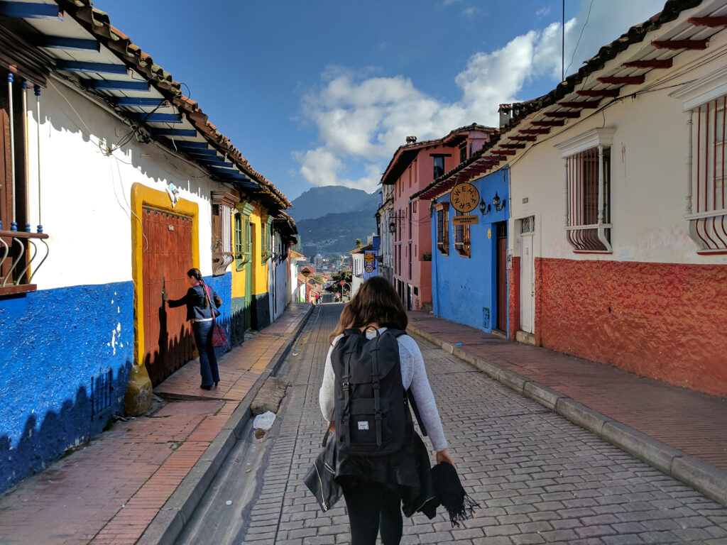 Vivre Bogota OFQJ France   Michael Baron YQSXw2YVqyU Unsplash 1024x768 